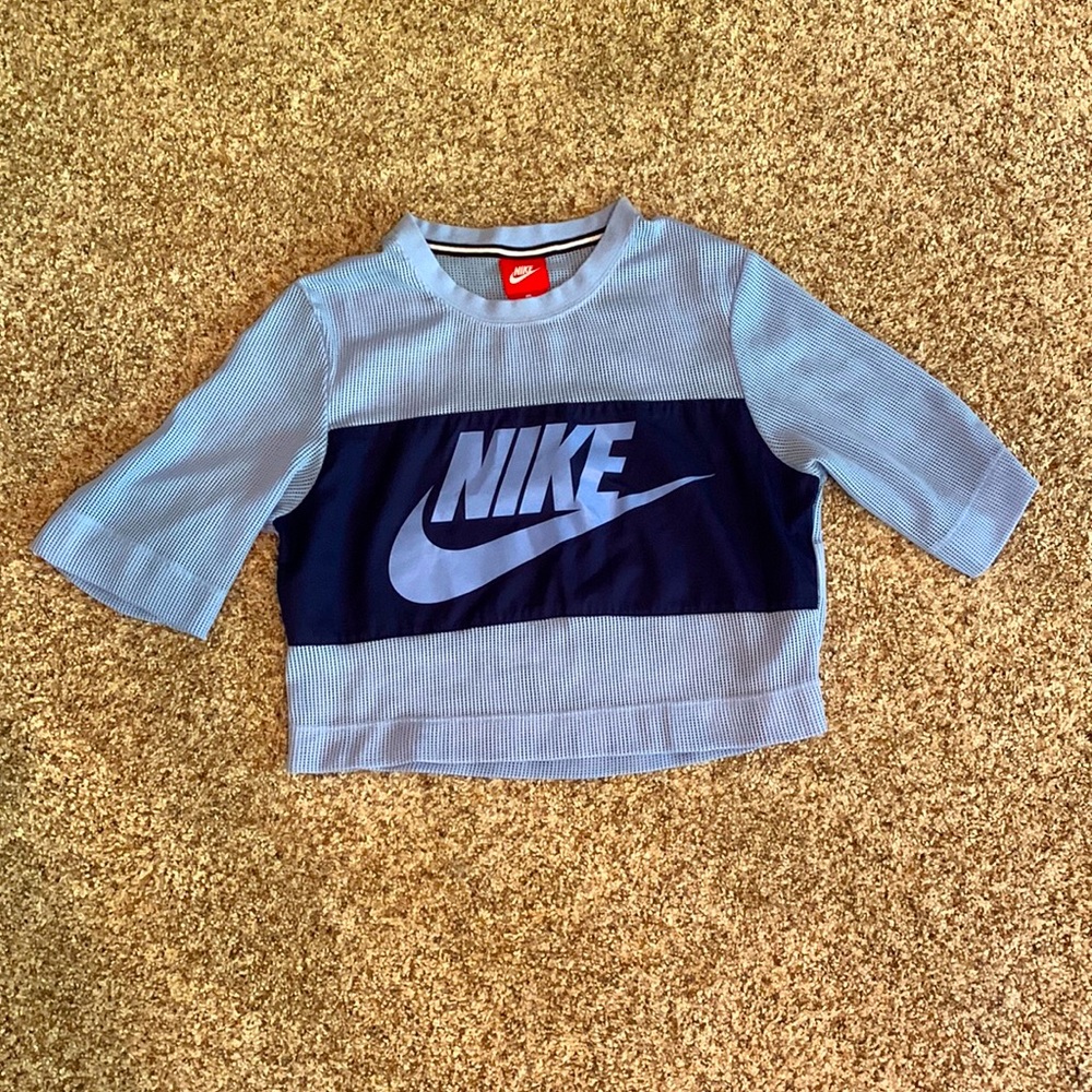 Nike athletic top